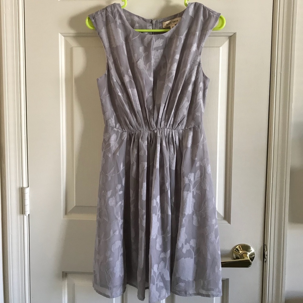 Light Gray Mid-Length Floral Print Dress